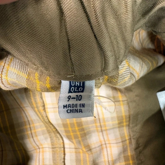 Uniqlo Checked Mini Plaid Pleated Shorts/Skirt, Size9-10 - Picture 2 of 11